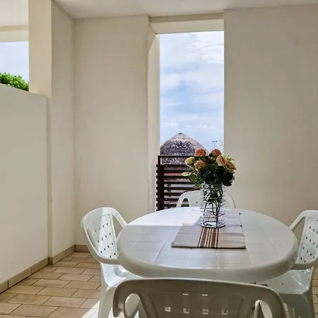 Appartement Coastal Getaway With Pool Bibione